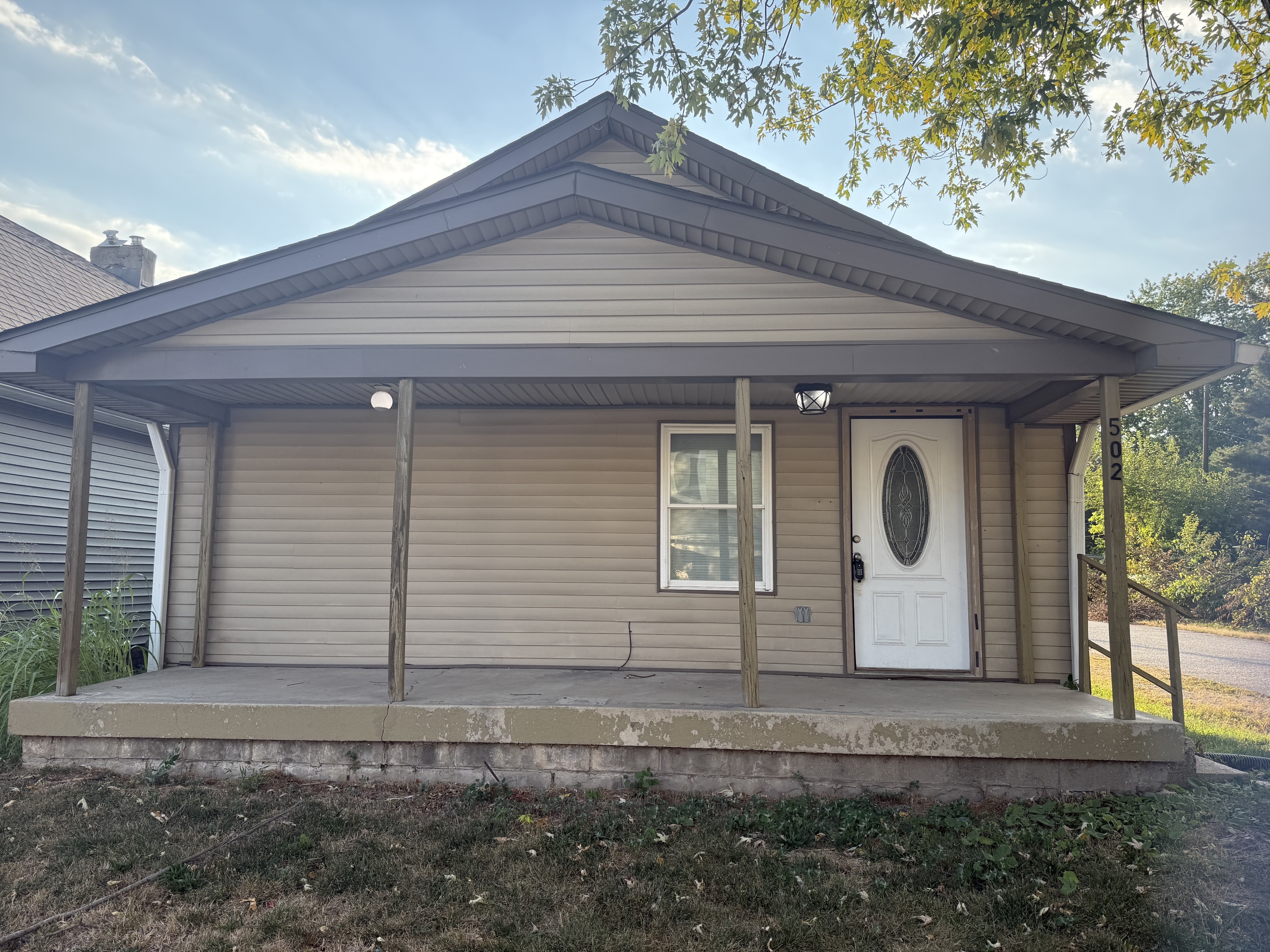 502 South Holmes Avenue